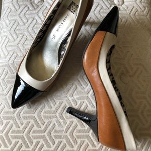 Gorgeous Anne Klein pumps